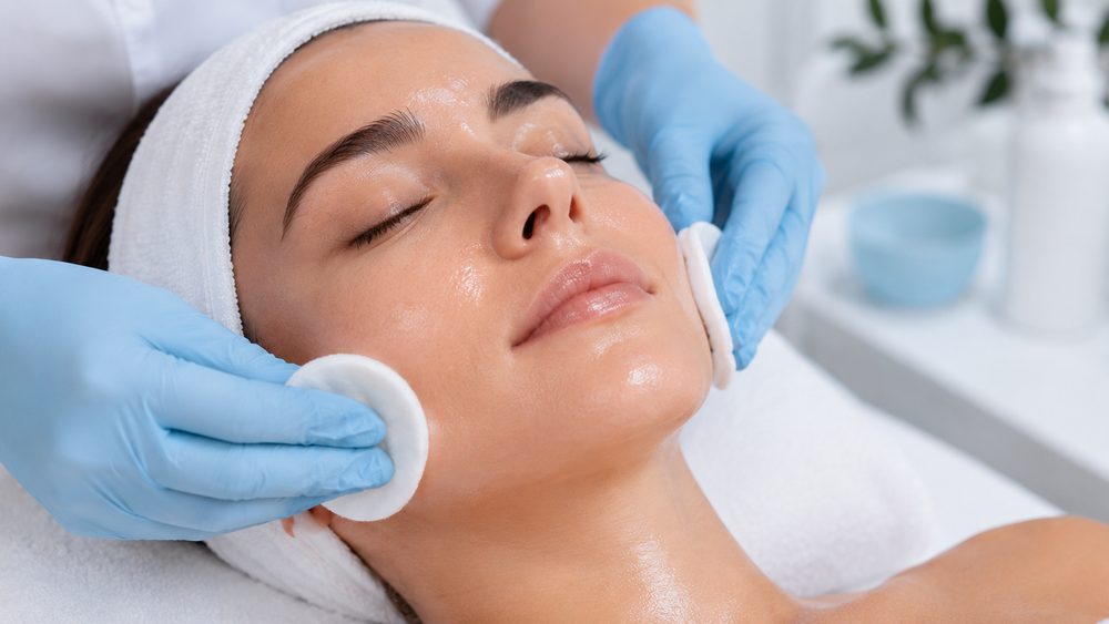 HydraFacial vs. classic facial: which is for you?
